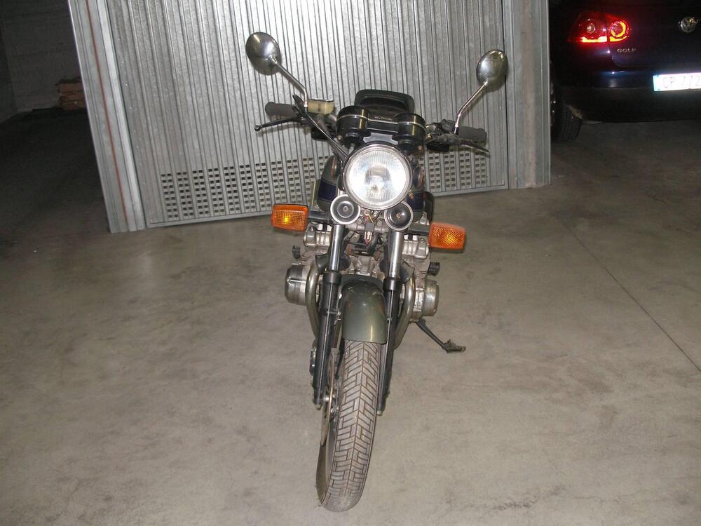 Honda CBF 750 (4)