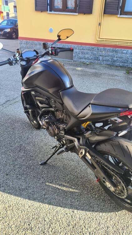 Ducati Monster 937 + (2021 - 24) (2)