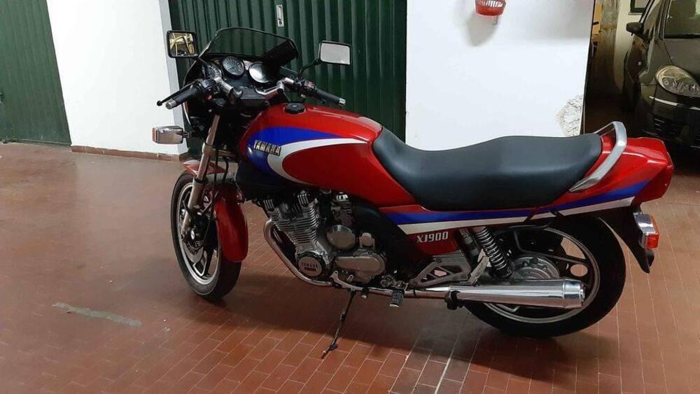 Yamaha XJ 900