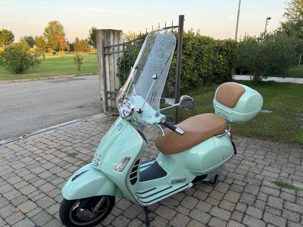 Vespa GTS 300 Hpe (2019)