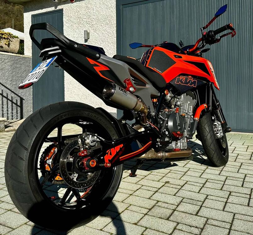 KTM 790 Duke L (2023 - 24)