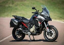 Ducati Multistrada V4 S Grand Tour (2024) usata