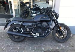 Moto Guzzi V7 III Stone (2017 - 20) usata