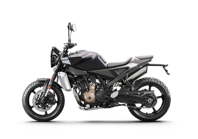 Husqvarna Svartpilen 801 Svartpilen 801 L (2025 - 26) (5)