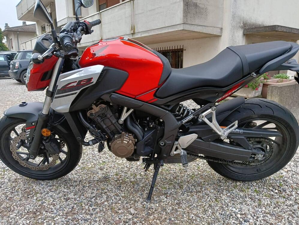 Honda CBR 650 F (2017 - 18) (3)