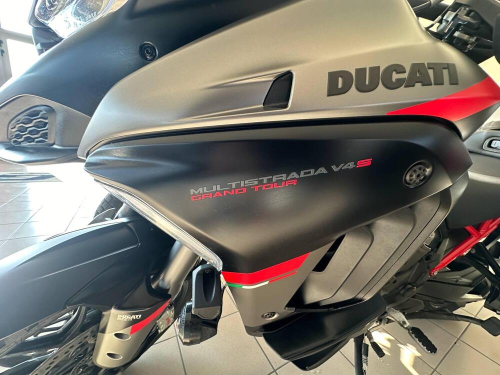 Ducati Multistrada V4 S Grand Tour (2024) (4)