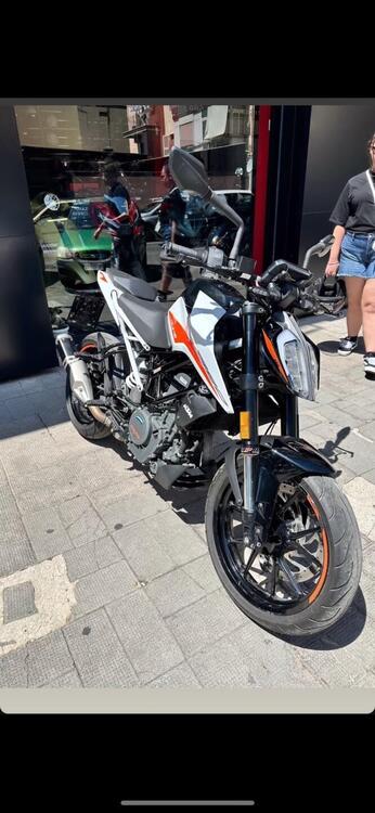 KTM 390 Duke (2021 - 23) (2)