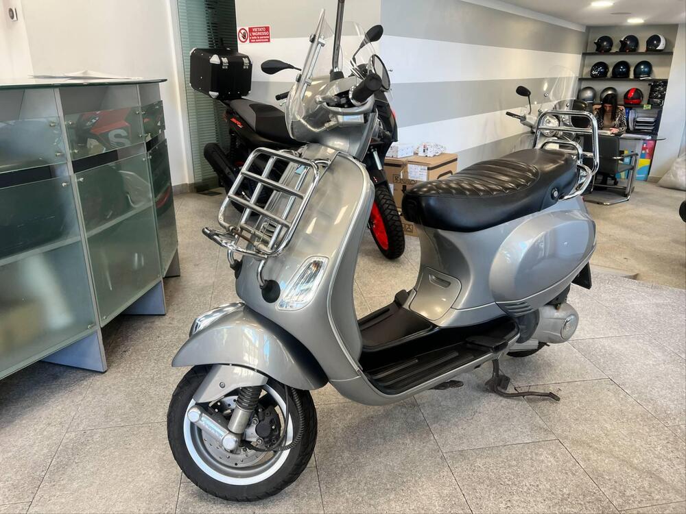 Vespa LX 125 Touring (2010 - 12) (3)