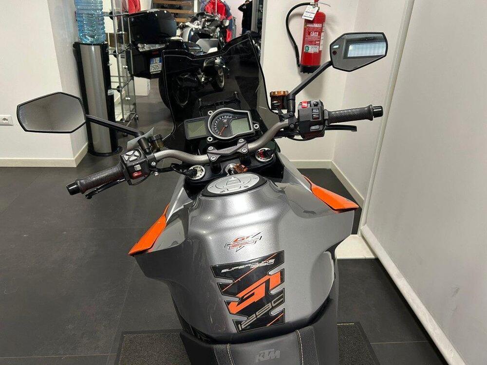 KTM 1290 Super Duke GT ABS (2016 - 18) (5)