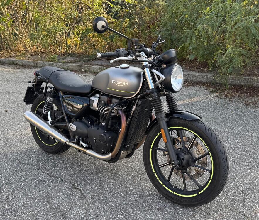 Triumph Speed Twin 900 (2023 - 24)