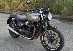 Triumph Speed Twin 900 (2023 - 24) usata