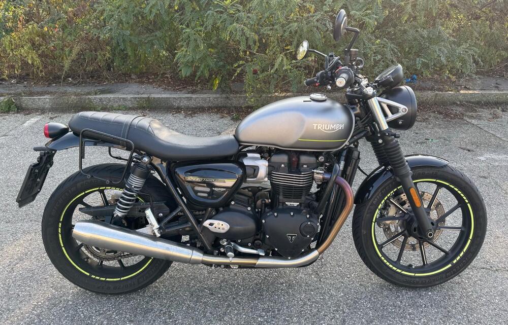 Triumph Speed Twin 900 (2023 - 24) (3)