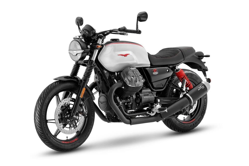 Moto Guzzi V7 Stone Ten (2024) (2)