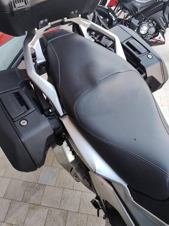 Honda X-ADV 750 DCT Travel (2021 - 24) (5)