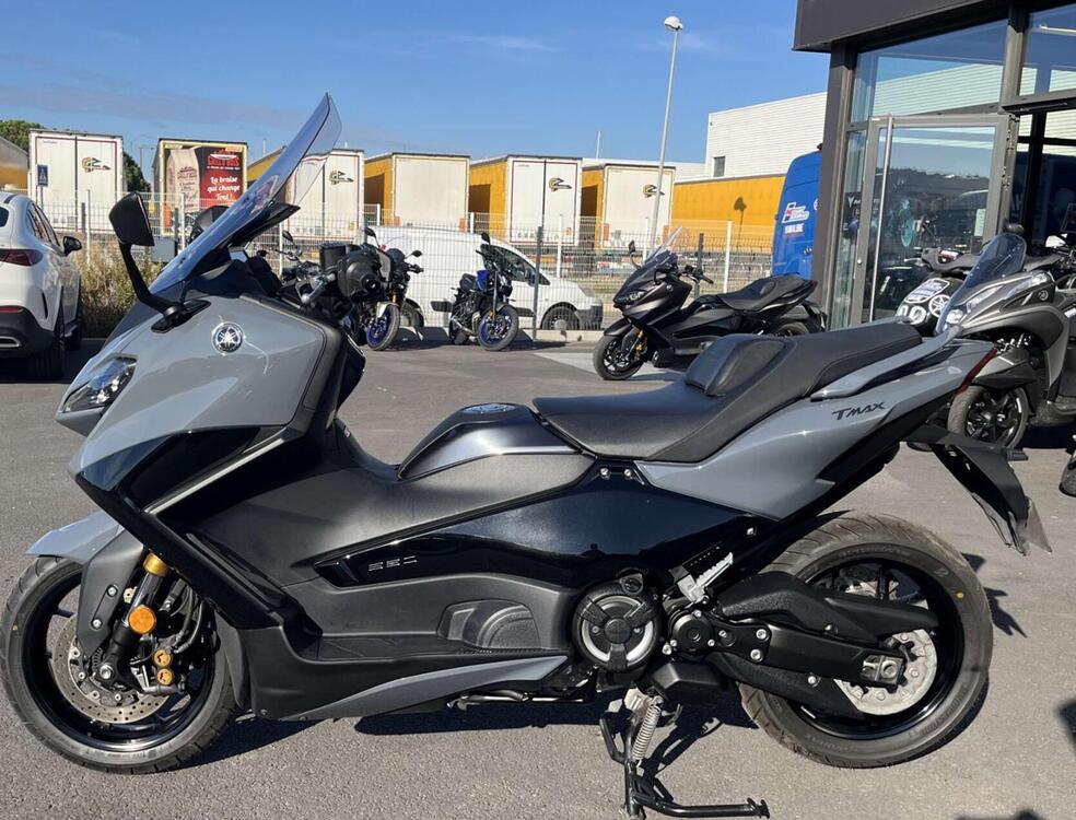 Yamaha T-Max 560 Tech Max (2022 - 24)