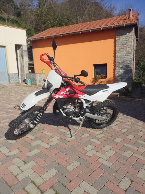 Husqvarna WR 125 (2011) (2)