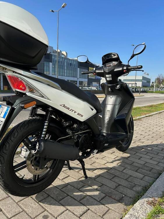 Kymco Agility 125 R16 (2008 - 17) (4)