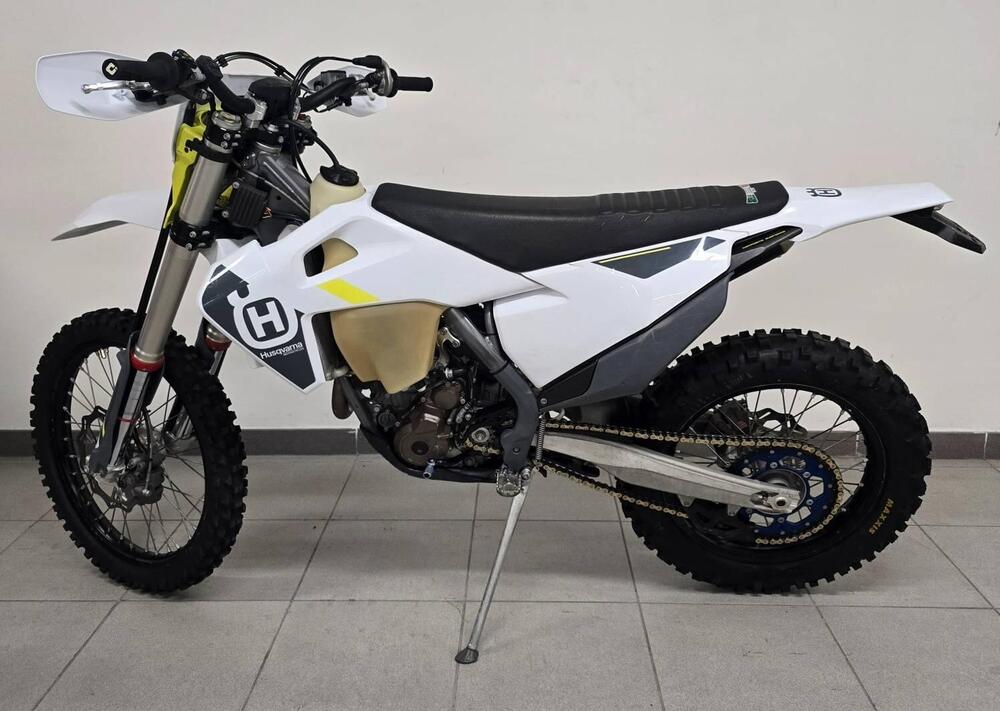 Husqvarna FE 250 (2022)