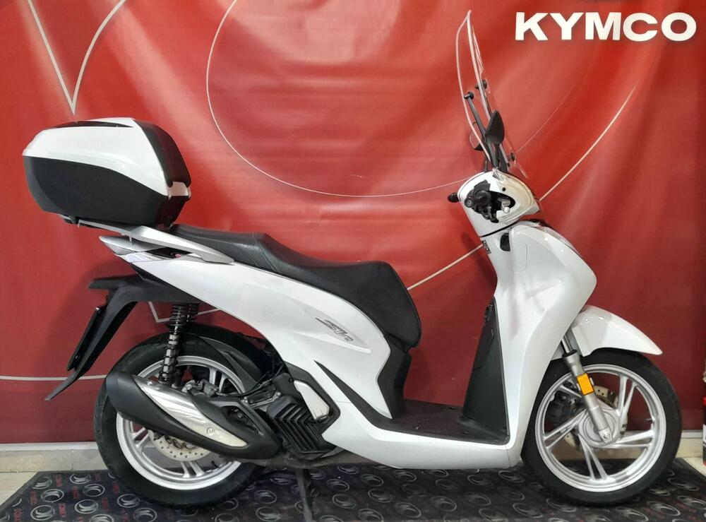 Honda SH 125i (2020 - 24) (2)