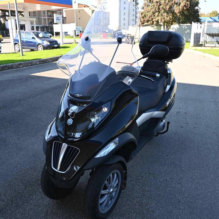 Piaggio MP3 250 i.e. (5)