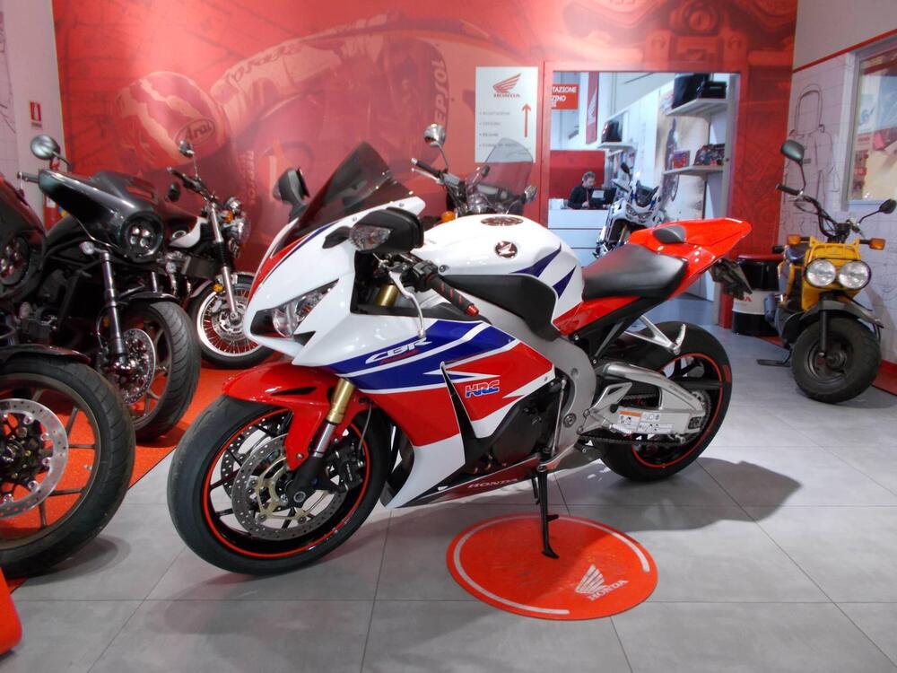 Honda CBR 1000 RR Fireblade (2012 - 16)