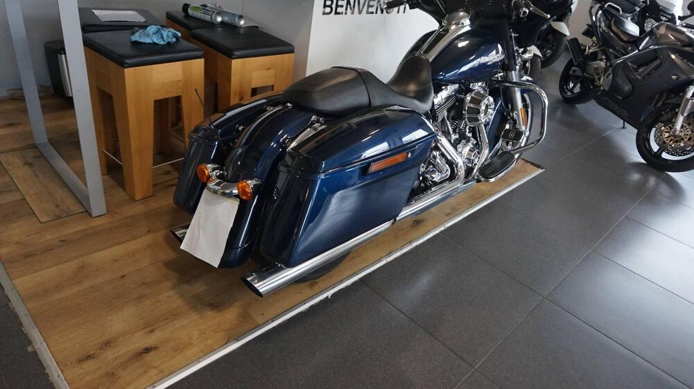 Harley-Davidson 1690 Street Glide Special (2014 - 16) - FLHX (3)