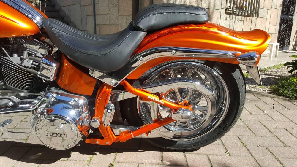 Harley-Davidson 1800 Springer (2009 - 12) - FXSTSSE (4)