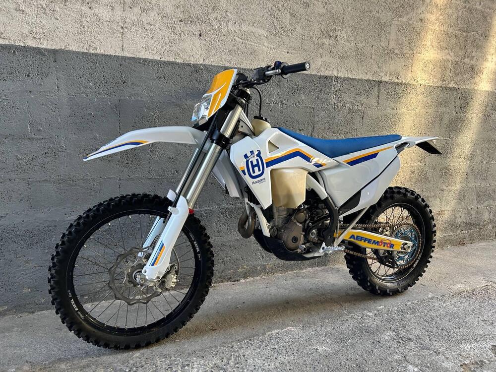 Husqvarna FE 250 Heritage (2023) (2)