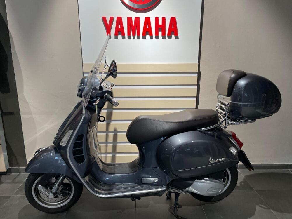 Vespa GTS 300 Touring Hpe (2021 - 22) (2)