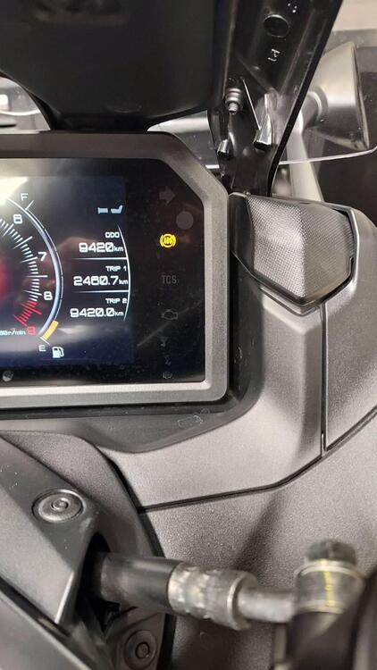 Yamaha T-Max 560 Tech Max (2022 - 24) (2)