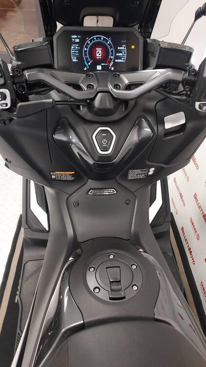 Yamaha T-Max 560 Tech Max (2022 - 24) (4)