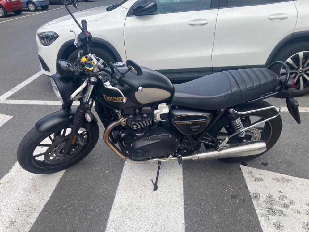 Triumph Street Twin 900 (2021 - 22)