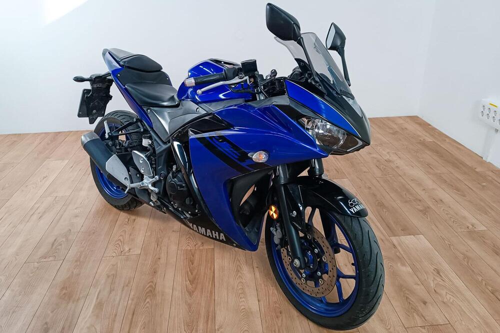 Yamaha YZF R3 (2015 - 17) (2)