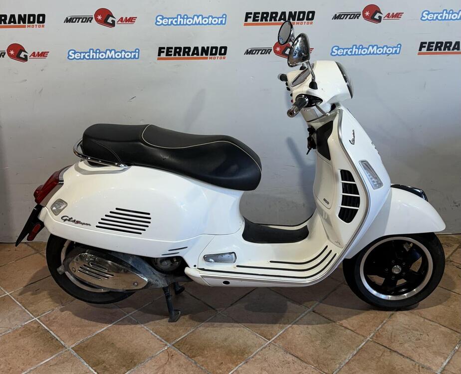 Vespa GTS 300 (2017 - 18)