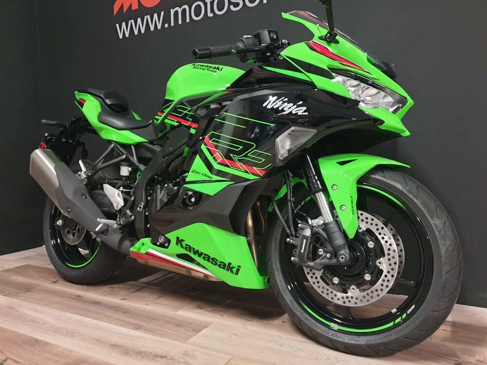 Kawasaki Ninja 400 (2023) (4)