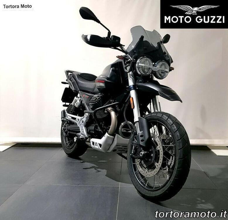 Moto Guzzi V85 TT (2021 - 23) (4)