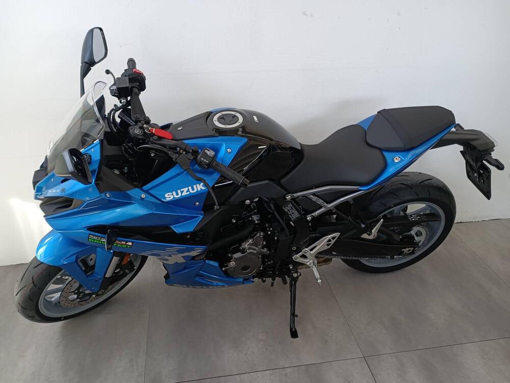 Suzuki GSX-8R (2024) (2)