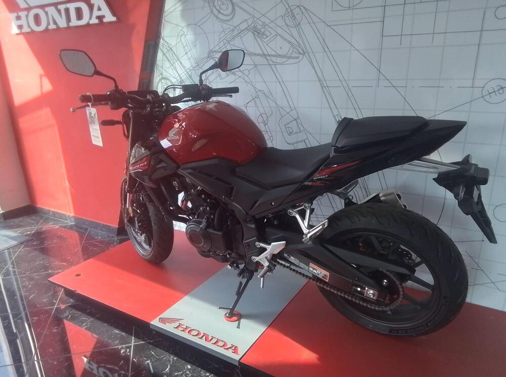 Honda CB 500 Hornet (2024) (3)