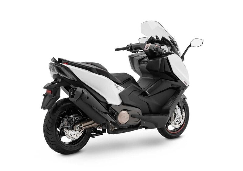 Kymco AK 575 AK 575 Premium (2025) (2)