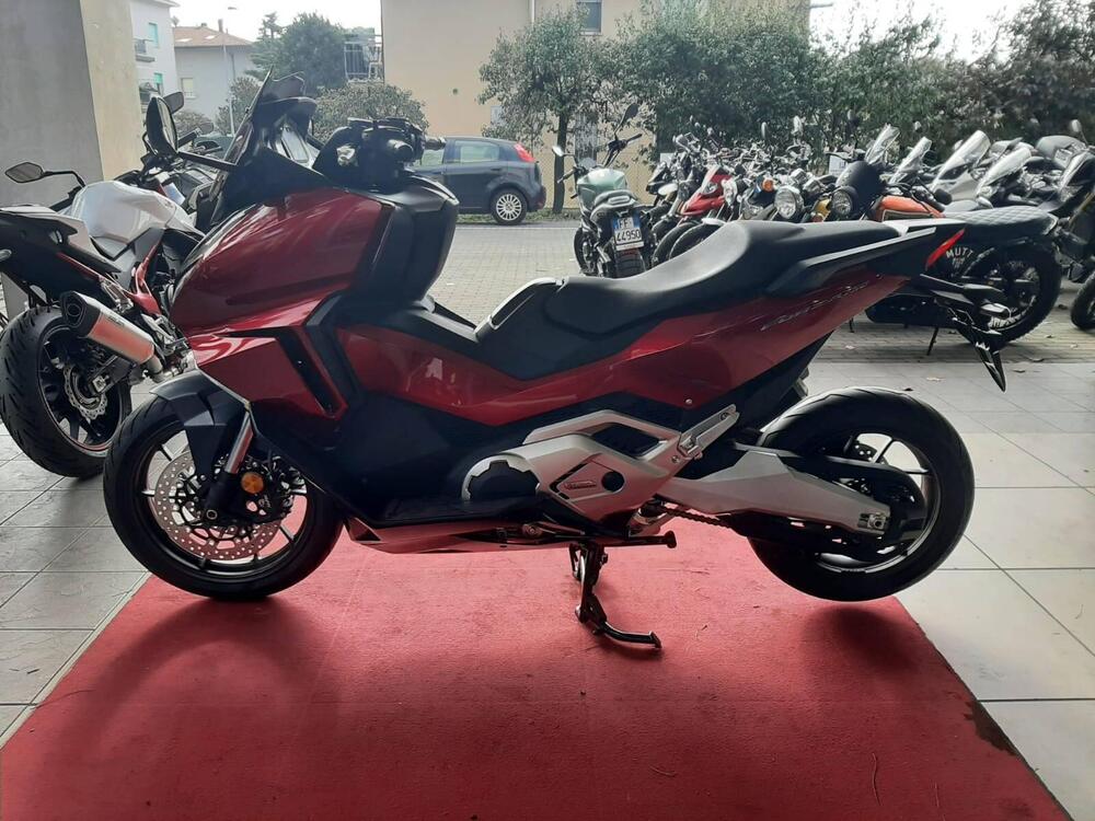 Honda Forza 750 DCT Urban (2021 - 24) (4)