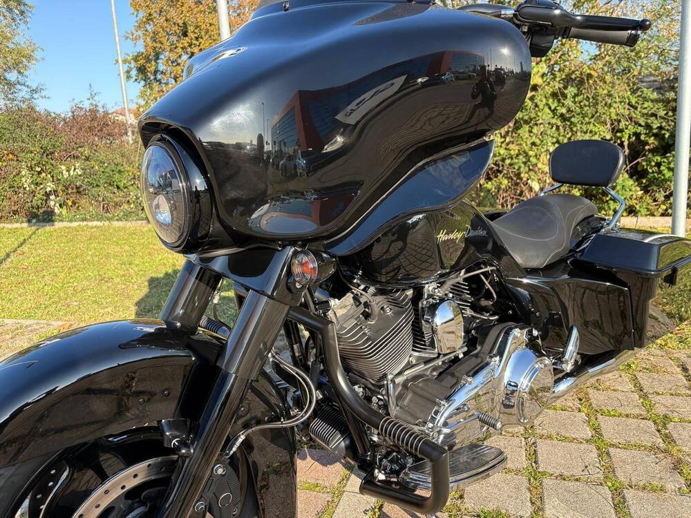 Harley-Davidson 1584 Street Glide (2008 - 10) - FLHX (5)