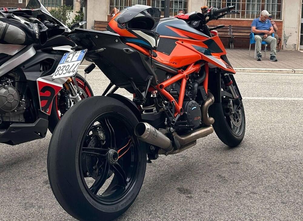 KTM 1290 Super Duke R (2021)