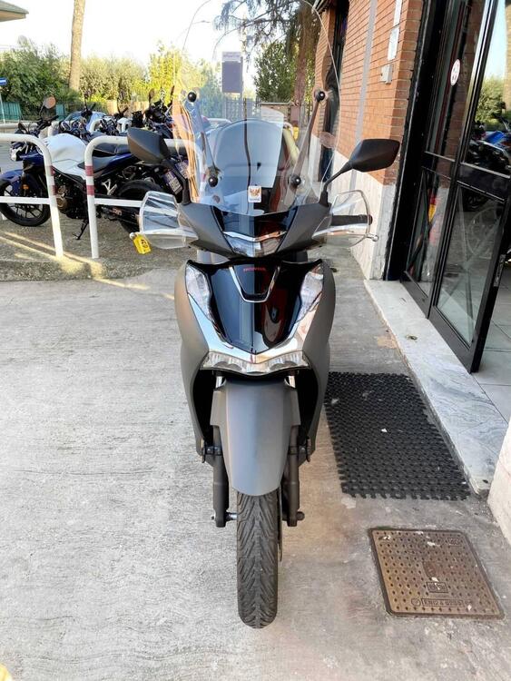 Honda SH 150i Sport (2022 - 24) (3)