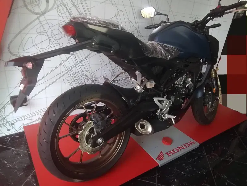 Honda CB 125 R (2024 - 26) (10)