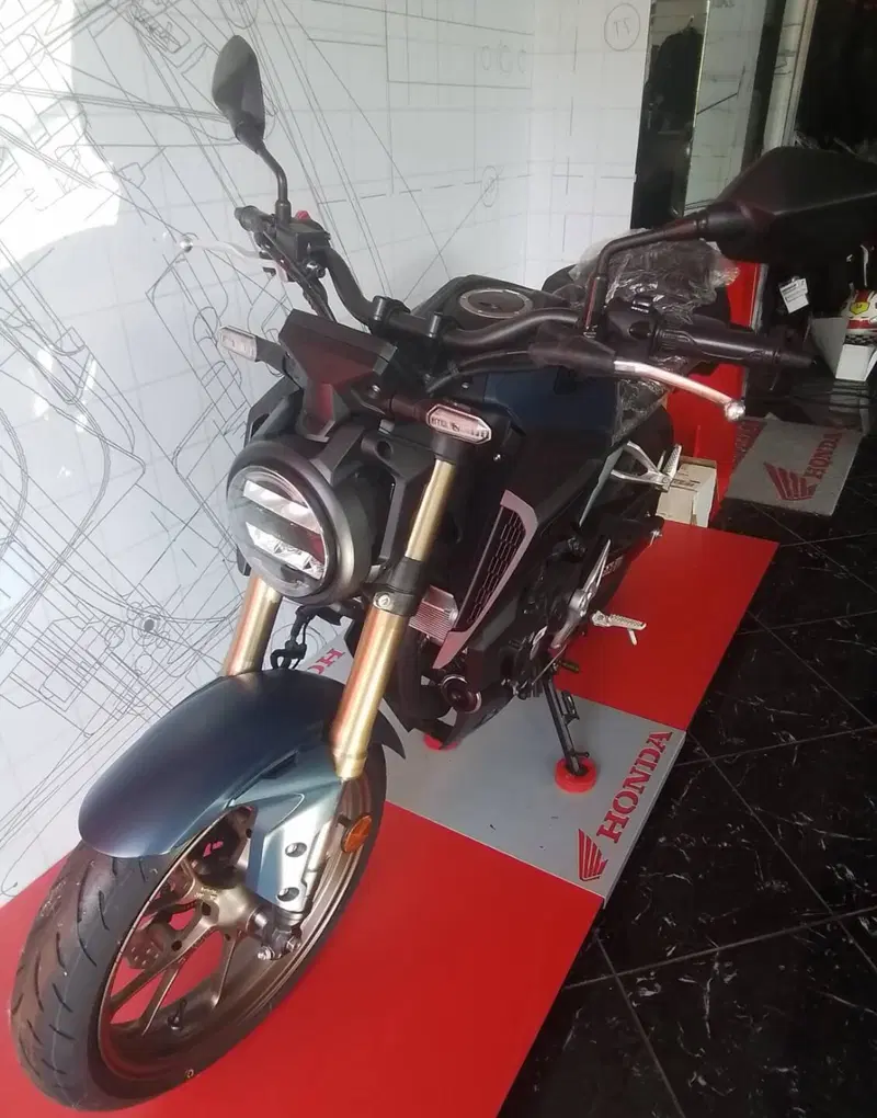 Honda CB 125 R (2024 - 26) (12)