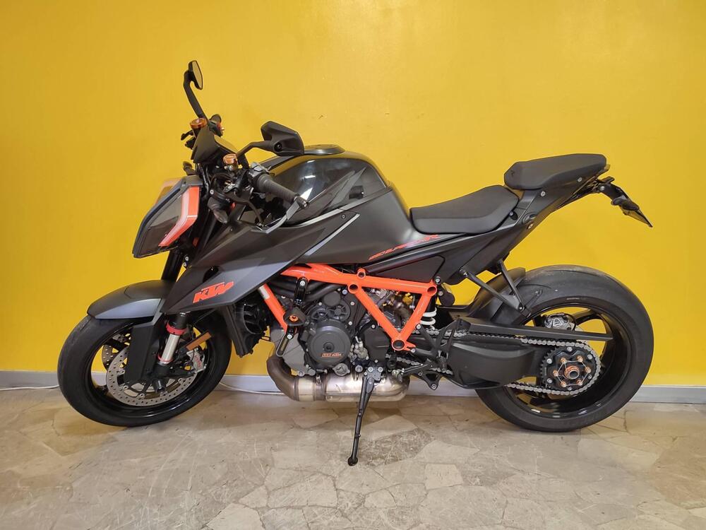 KTM 1290 Super Duke R (2020)