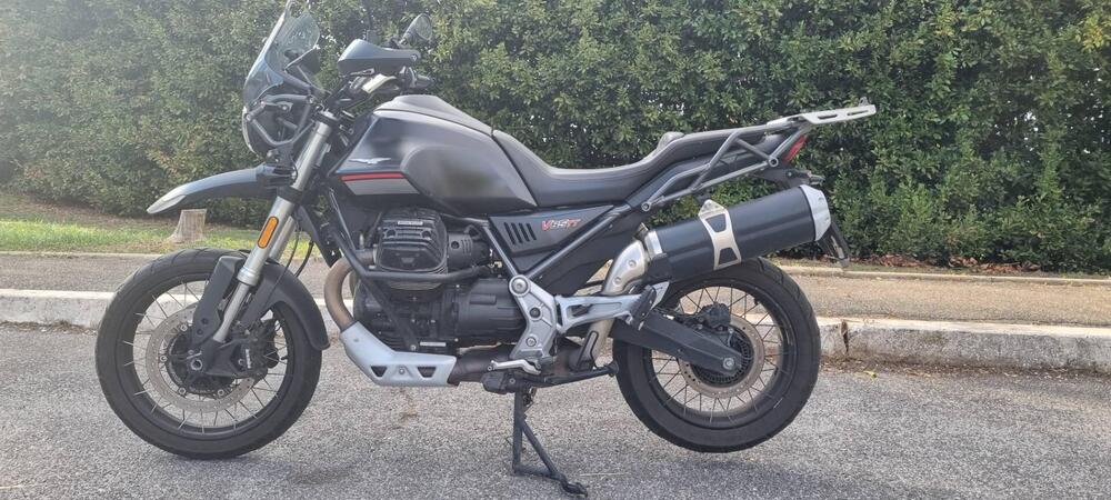 Moto Guzzi V85 TT (2021 - 23)