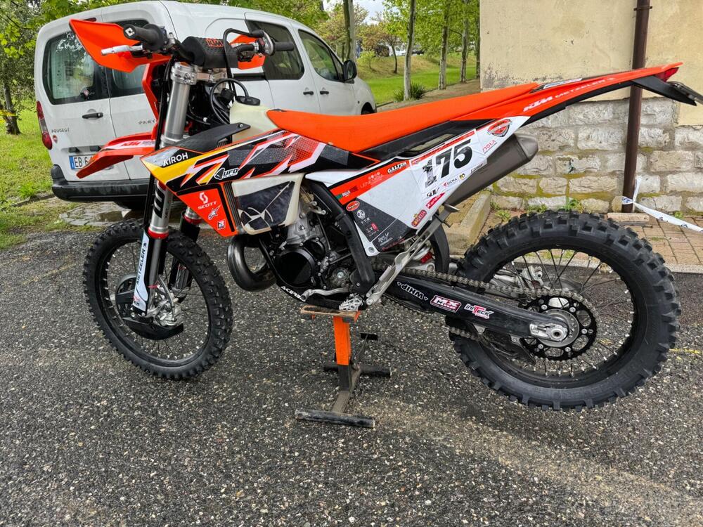 KTM EXC 250 TBI (2024) (2)