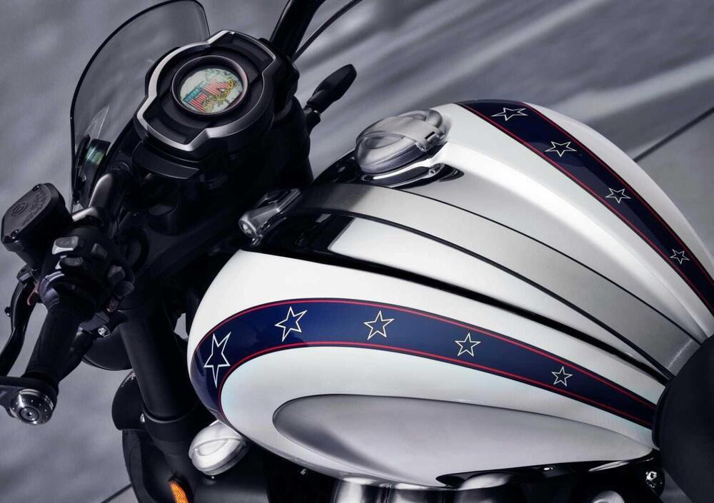 Triumph Rocket 3 GT Evel Knievel Special Edition (2025) (5)