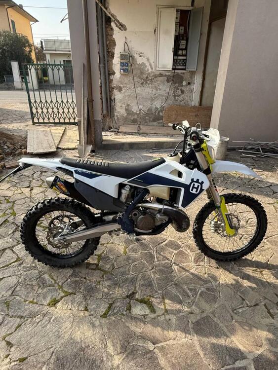 Husqvarna TE 250i (2021) (3)